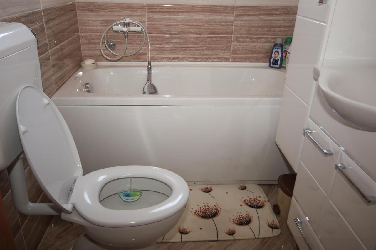 Apartman Lucija & Luka Оточац Экстерьер фото